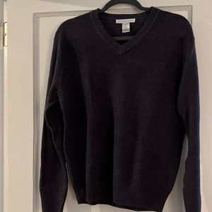 Geoffrey Beene V-Neck Sweater